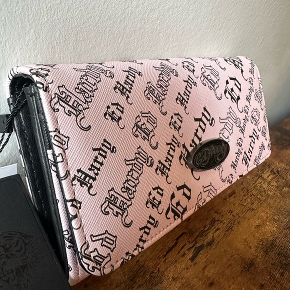 Ed Hardy Light Pink and Black Graphic Monogram Long Wallet NWT - Picture 4 of 8